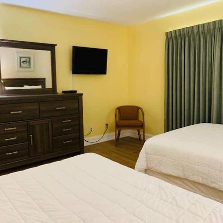 *Delightful Family Beach Retreat*Pool, Steps To The Sand*H32-3 미를 비치 외부 사진