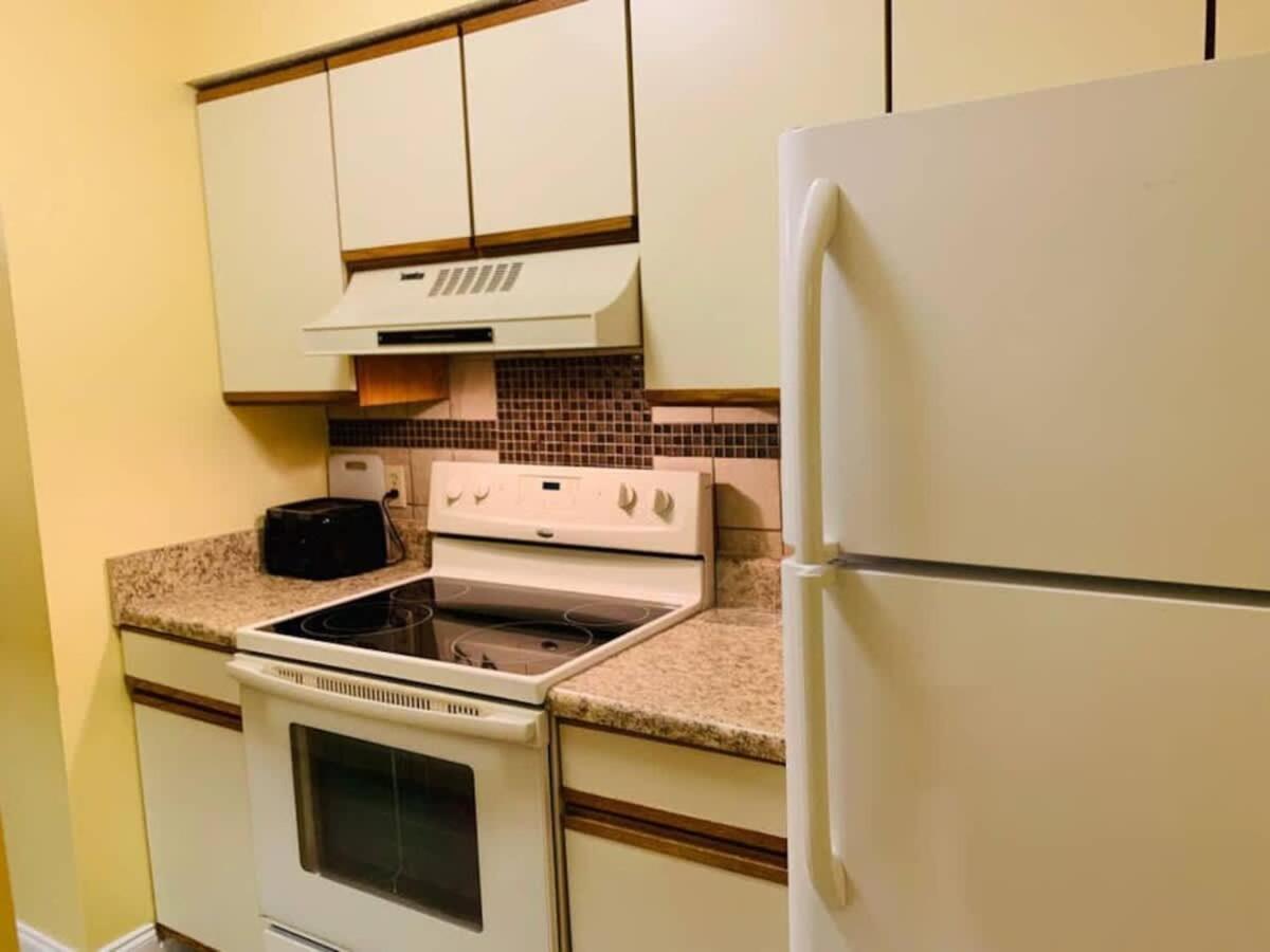 *Delightful Family Beach Retreat*Pool, Steps To The Sand*H32-3 미를 비치 외부 사진